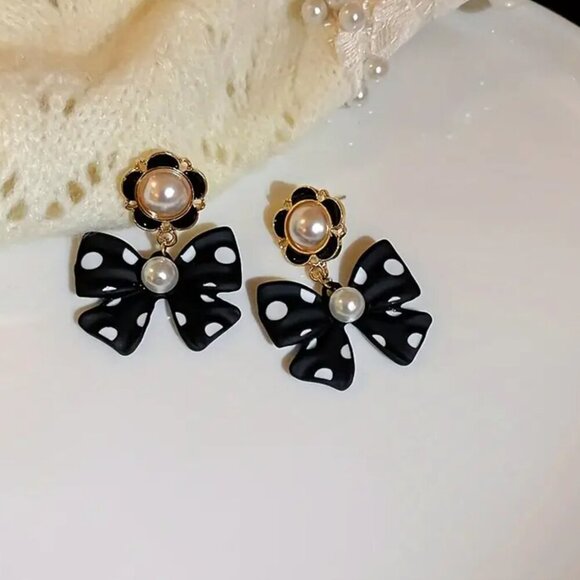 Chic Black and White Polka Dot Bow Earrings - Picture 5 of 5